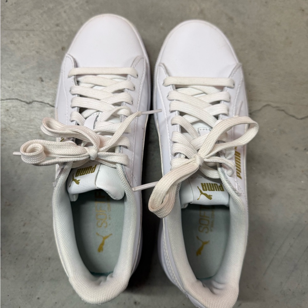 Puma White Sneakers Minimalist Design Low-Top